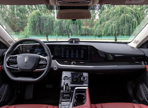 10月底上市,奔騰b70 2.0t車型官圖發(fā)布